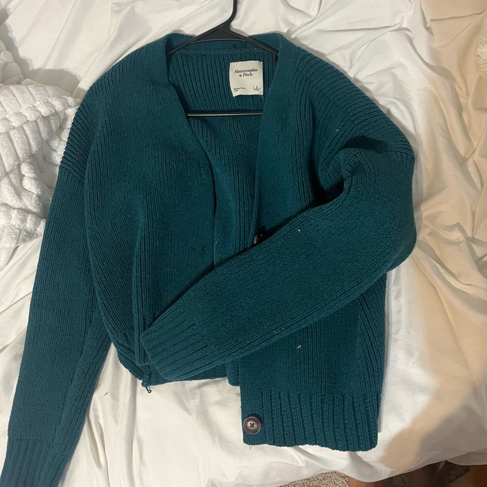 xs green/blue abercrombie & fitch cardigan!!